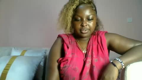 naughti_garlie online show from May 25, 2026, 11:16 am