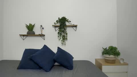 Emily online show from April 10, 2026, 1:11 am