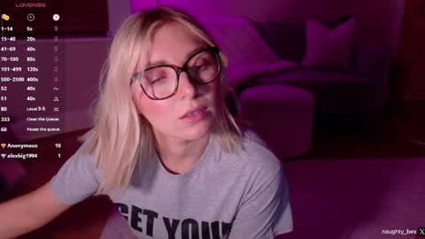 Bex currently on maternity leave online show from April 5, 2026, 8:17 pm