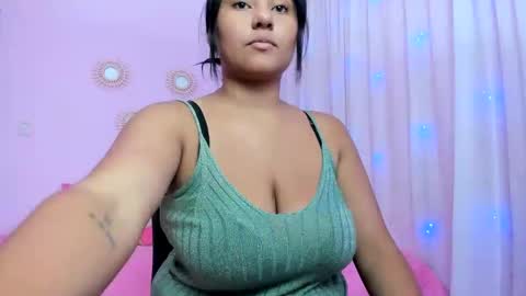 Snapshot of naughty_ariel chatting on March 1, 2025, 7:04 pm Zoe online show from March 1, 2025, 7:04 pm