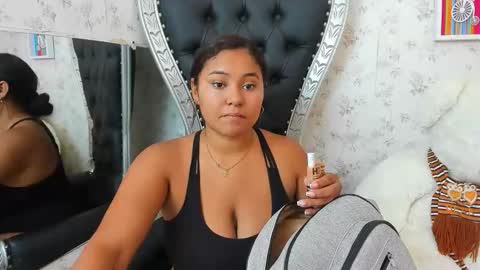 Zoe online show from December 22, 2025, 6:49 pm