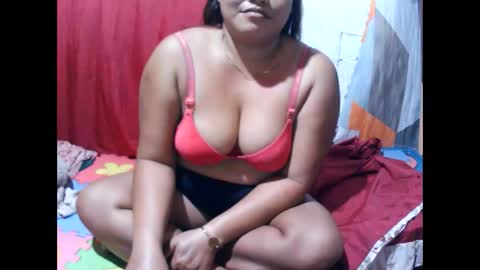 Hannah online show from December 18, 2025, 6:58 pm