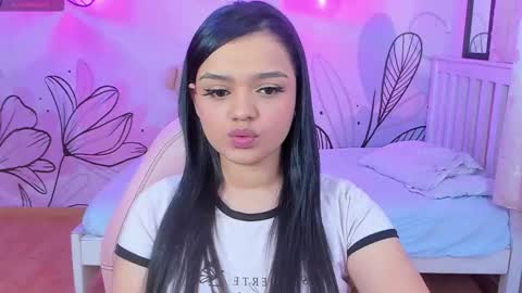 Snapshot of naughty_bunny11 chatting on January 5, 2026, 6:55 pm Naughty Bunny online show from January 5, 2026, 6:55 pm