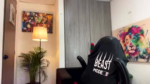 Miller online show from December 20, 2025, 11:39 am