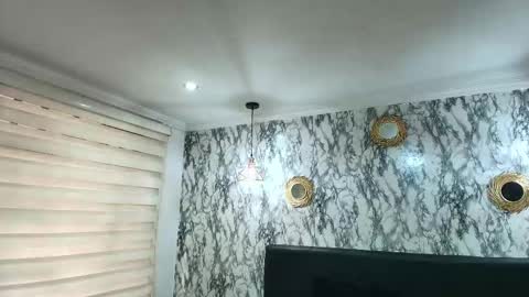 Snapshot of naughty_kittenm chatting on November 10, 2025, 11:31 am Kitten online show from November 10, 2025, 11:31 am