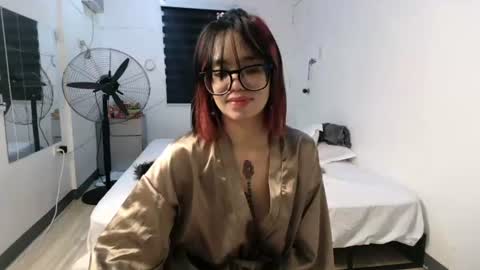 Snapshot of naughty_mariaxx chatting on June 24, 2026, 10:47 am Maria online show from June 24, 2026, 10:47 am