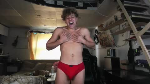 Nik online show from September 23, 2025, 9:23 am