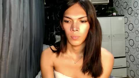 Ariela online show from May 27, 2026, 1:57 am