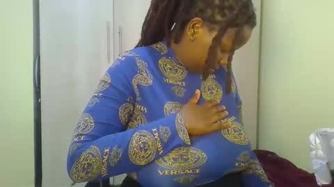 Lydiah online show from October 20, 2025, 3:56 pm