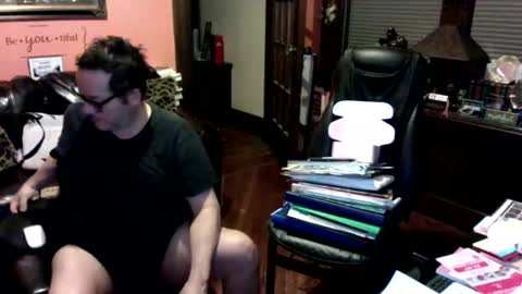 naughtybone online show from January 1, 2025, 9:17 am