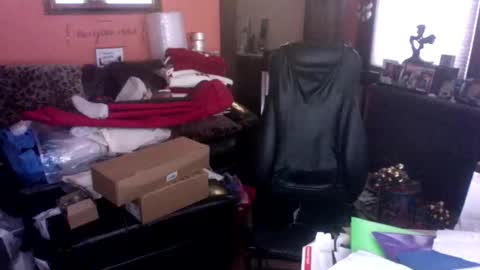 naughtybone online show from April 2, 2026, 1:53 pm