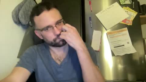 Snapshot of naughtycanadian69 chatting on November 25, 2025, 4:34 am naughtycanadian69 online show from November 25, 2025, 4:34 am