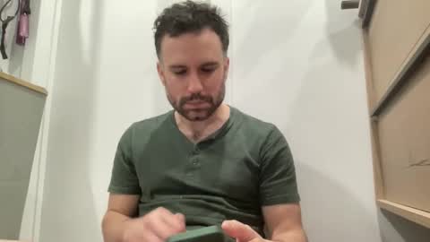 Snapshot of naughtycanadian69 chatting on December 15, 2025, 4:06 am naughtycanadian69 online show from December 15, 2025, 4:06 am