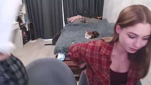 Dakota online show from September 19, 2025, 9:54 am