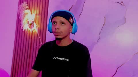 naughtyfusion_os online show from April 12, 2026, 12:21 pm