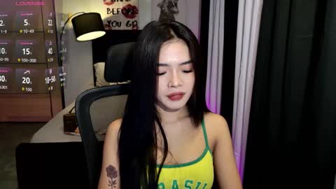 Snapshot of naughtygirl18x chatting on December 16, 2025, 6:02 pm Mitch online show from December 16, 2025, 6:02 pm