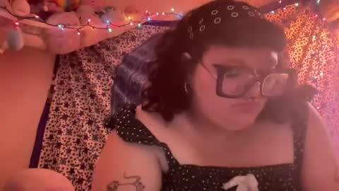 Naughty Girl online show from November 28, 2025, 11:07 pm