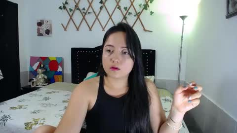 Valeria  online show from April 15, 2026, 7:10 pm