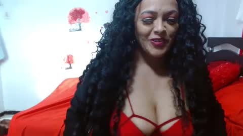 Snapshot of naughtygoddesss chatting on October 12, 2025, 9:36 pm naughtygoddesss online show from October 12, 2025, 9:36 pm