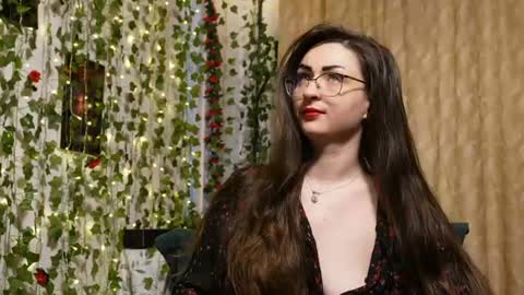 Snapshot of naughtyhomemade17 chatting on June 20, 2026, 8:50 am Mya Alexya online show from June 20, 2026, 8:50 am