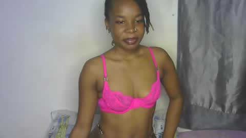 naughtyie online show from December 19, 2025, 3:24 am