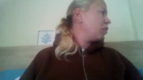 Snapshot of naughtyjennyblondeuk chatting on May 1, 2026, 5:50 pm naughtyjennyblondeuk online show from May 1, 2026, 5:50 pm