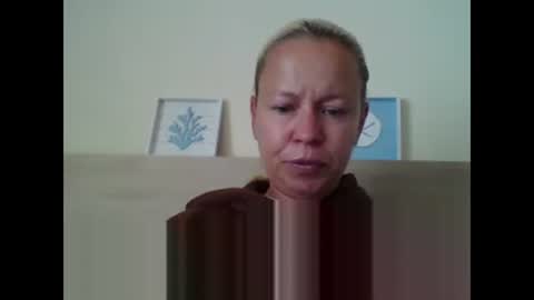 Snapshot of naughtyjennyblondeuk chatting on May 17, 2026, 5:31 pm naughtyjennyblondeuk online show from May 17, 2026, 5:31 pm