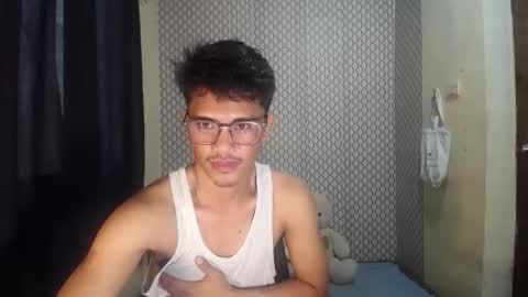 Snapshot of naughtyjosh_ chatting on April 19, 2026, 6:56 am Josh online show from April 19, 2026, 6:56 am