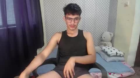 Snapshot of naughtyjosh_ chatting on April 21, 2026, 4:30 am Josh online show from April 21, 2026, 4:30 am