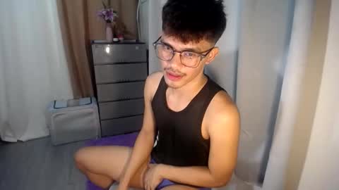 Snapshot of naughtyjosh_ chatting on May 23, 2026, 5:56 am Josh online show from May 23, 2026, 5:56 am