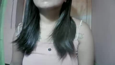 Snapshot of naughtymom_33 chatting on November 11, 2025, 8:31 pm naughtymom_33 online show from November 11, 2025, 8:31 pm