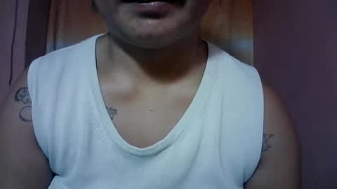 Snapshot of naughtymom_33 chatting on November 20, 2025, 9:09 am naughtymom_33 online show from November 20, 2025, 9:09 am