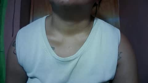 Snapshot of naughtymom_33 chatting on November 21, 2025, 9:19 am naughtymom_33 online show from November 21, 2025, 9:19 am