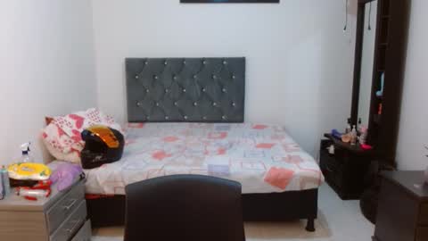 naughtyplayass online show from January 6, 2026, 12:20 pm