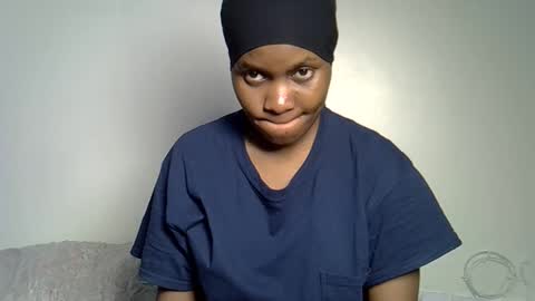 Snapshot of naughtyrider_ chatting on November 26, 2025, 12:06 pm Naughtyrider online show from November 26, 2025, 12:06 pm