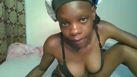 Snapshot of naughtysweetpie chatting on February 28, 2026, 6:58 am naughty online show from February 28, 2026, 6:58 am