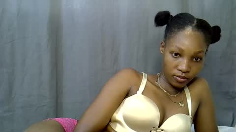 Snapshot of naughtyy4u chatting on March 12, 2026, 2:50 am naughtyy4u online show from March 12, 2026, 2:50 am