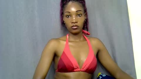 Snapshot of naughtyy4u chatting on April 27, 2026, 8:34 am naughtyy4u online show from April 27, 2026, 8:34 am