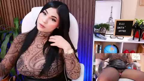 Snapshot of naugthyelli chatting on May 19, 2026, 8:15 pm online show from May 19, 2026, 8:15 pm