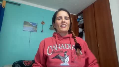 keyra online show from October 9, 2025, 1:14 am