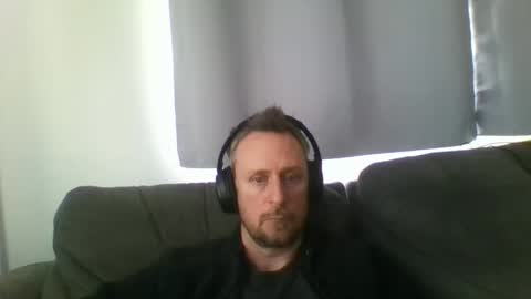 nawtydom1977 online show from December 16, 2025, 3:28 pm