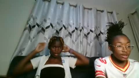 Snapshot of nayela_ chatting on February 22, 2026, 11:09 am nayela_ online show from February 22, 2026, 11:09 am