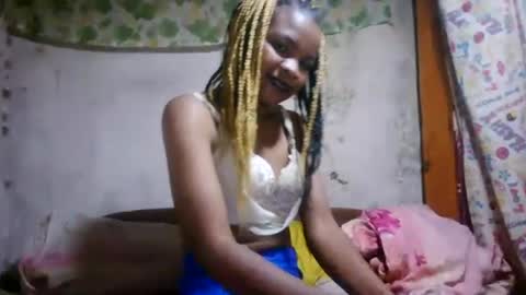 Nayla online show from June 28, 2026, 12:33 pm