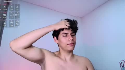 Snapshot of nayton_and_lex chatting on November 5, 2025, 2:06 pm Naytoon online show from November 5, 2025, 2:06 pm