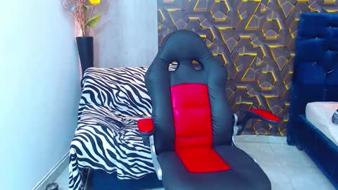 Nazper online show from November 7, 2025, 3:45 pm