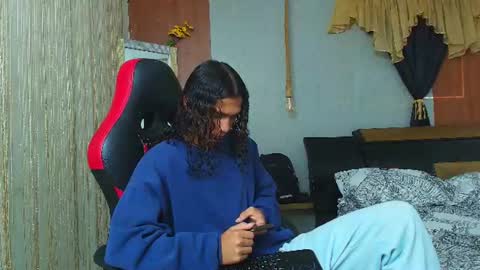 Snapshot of nazper_ chatting on June 11, 2026, 5:55 pm Nazper online show from June 11, 2026, 5:55 pm