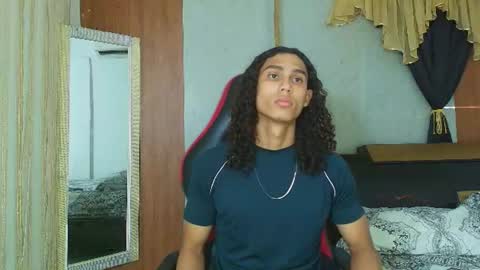 Snapshot of nazper_ chatting on June 25, 2026, 6:01 pm Nazper online show from June 25, 2026, 6:01 pm