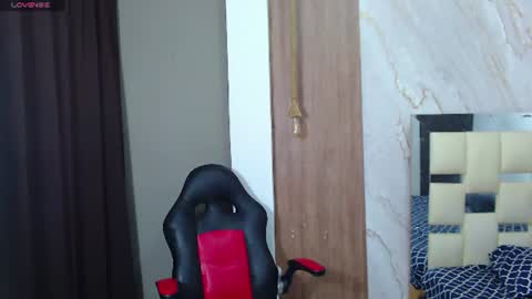 Snapshot of nazper_ chatting on July 5, 2026, 5:53 pm Nazper online show from July 5, 2026, 5:53 pm