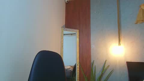 Snapshot of nazper_ chatting on August 1, 2026, 5:23 pm Nazper online show from August 1, 2026, 5:23 pm