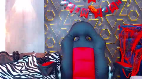 NAZPER online show from October 30, 2025, 5:13 pm